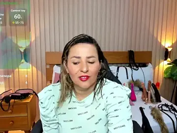 Stripchat Adult Video Chat of luciana_ballesteros_