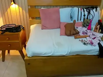 Stripchat Adult Webcams of luciana_ballesteros_