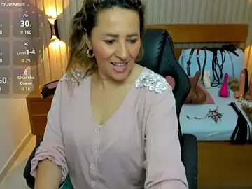 Stripchat Best Webcam of luciana_ballesteros_