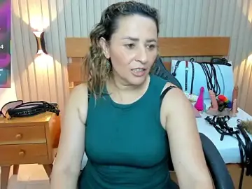 Stripchat Nude Webcam of luciana_ballesteros_