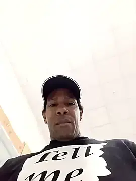 estrogeni from stripchat