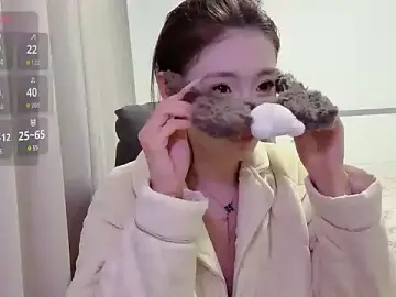 Stripchat Live Sex Cam of H-2005