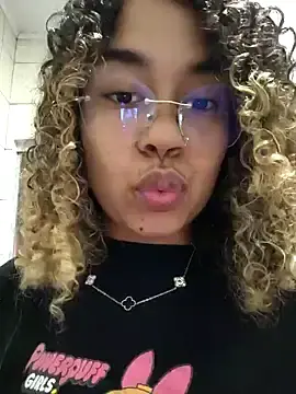 Stripchat Adult Webcams of VitoriaFernandes