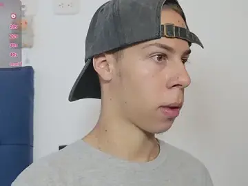 Stripchat Adult Video Chat of grey___27