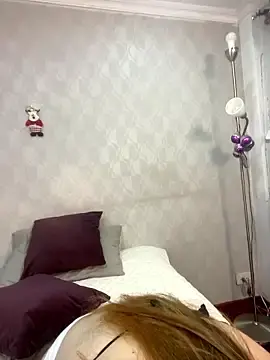 Stripchat Free Porn Cam of dayis_butera