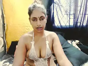 Stripchat Live Porn of indianhoney69