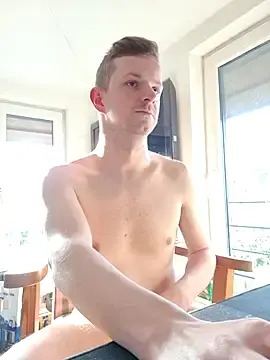 Stripchat Nude Webcam of 6incheswannacum