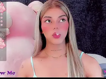 Stripchat Free Live Porn of Flora_Minx