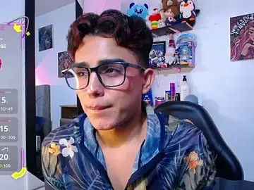 OwenBluee from stripchat