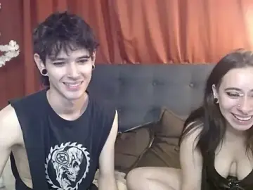 moonandzuko from stripchat