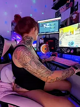 Stripchat Live Sex Cam of blazed_vixen
