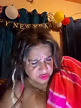 Stripchat Free Porn Cam of Hot_Queen77