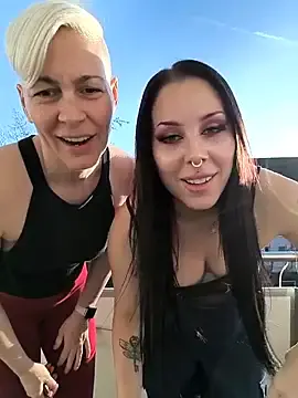 Stripchat Live Sex of DarleenHot