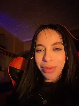 Stripchat Watch Live Sex Cams of ORLA86