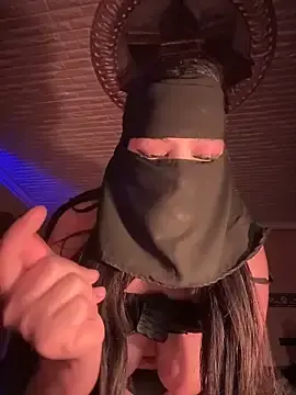 Stripchat Adult Webcams of ORLA86