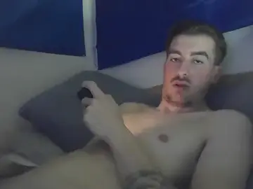 Stripchat Live Sex Cam of essexboy_2002