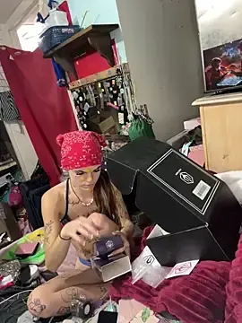 Stripchat Adult Webcams of ittybittymeryssa