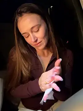 Stripchat Sex Cam of lunagirl13