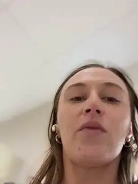 Stripchat Adult Webcams of lunagirl13