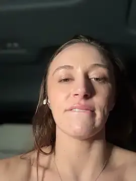 Stripchat Nude Webcam of lunagirl13