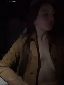 Stripchat Watch Live Sex Cams of lunagirl13