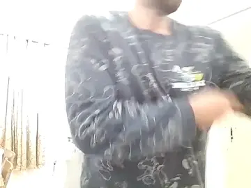 Stripchat Free Porn Cam of zefside42