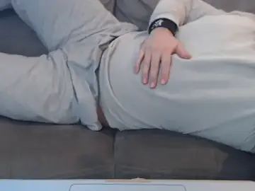 Stripchat Best Webcam of hugemachohandsome