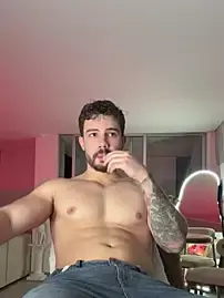 Stripchat Live Sex of Valenthino_Salvatore