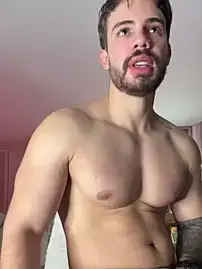 Stripchat Free Porn Cam of Valenthino_Salvatore