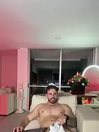 Stripchat Free Porn Cam of Valenthino_Salvatore