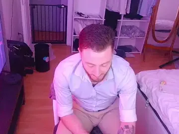 Stripchat Free Live Porn of Keviios