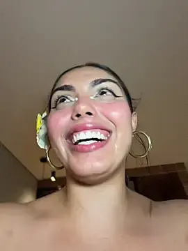 Stripchat Watch Live Sex Cams of zui_lu