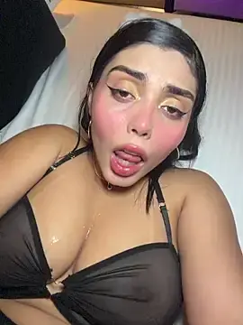 Stripchat Live Sex Cam of zui_lu