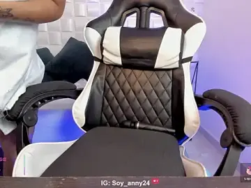 Stripchat Live Porn of anny_rouse24