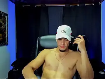 Stripchat Sex Cam of jhonnysnow17