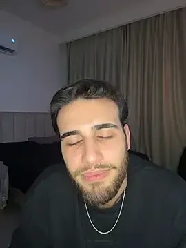 Stripchat Sex Cam of 2HARDKURT