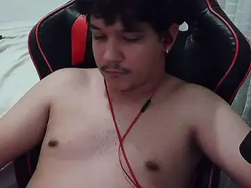 Stripchat Best Webcam of Novingamer15