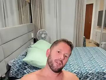 Stripchat Adult Webcam of RipMyUnderwear