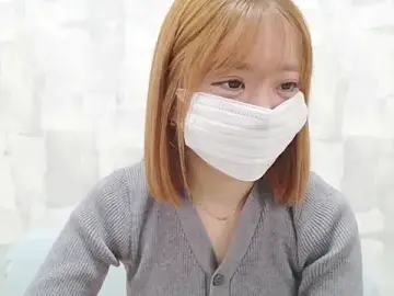 Stripchat Live Sex Cam of LOVE_MOMO_LOVE