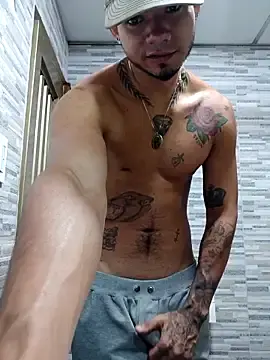 Stripchat Free Porn Cam of Niick01_