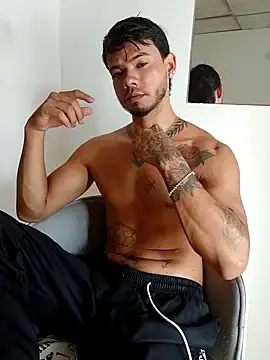 Stripchat Sex Cam of Niick01_