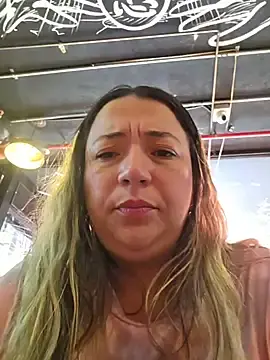 Stripchat Sex Cam of isabella_rossse