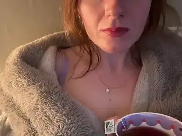 Stripchat Adult Webcams of redheadrosie69