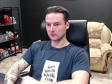 Stripchat Live Porn of MihasikD