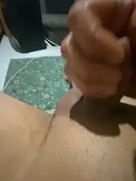 Stripchat Watch Live Sex Cams of azginnn35