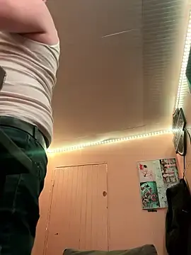 latenightguy from stripchat