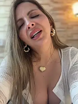 Stripchat Live Porn of _Abril-Office1