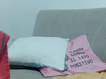 Stripchat Nude Webcam of sexy_tettona