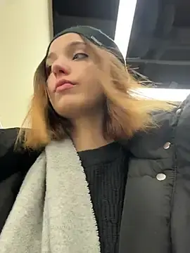 Stripchat Free Porn Cam of DollyTall