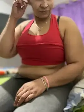 Stripchat Best live sex cam show of Carola-Ross